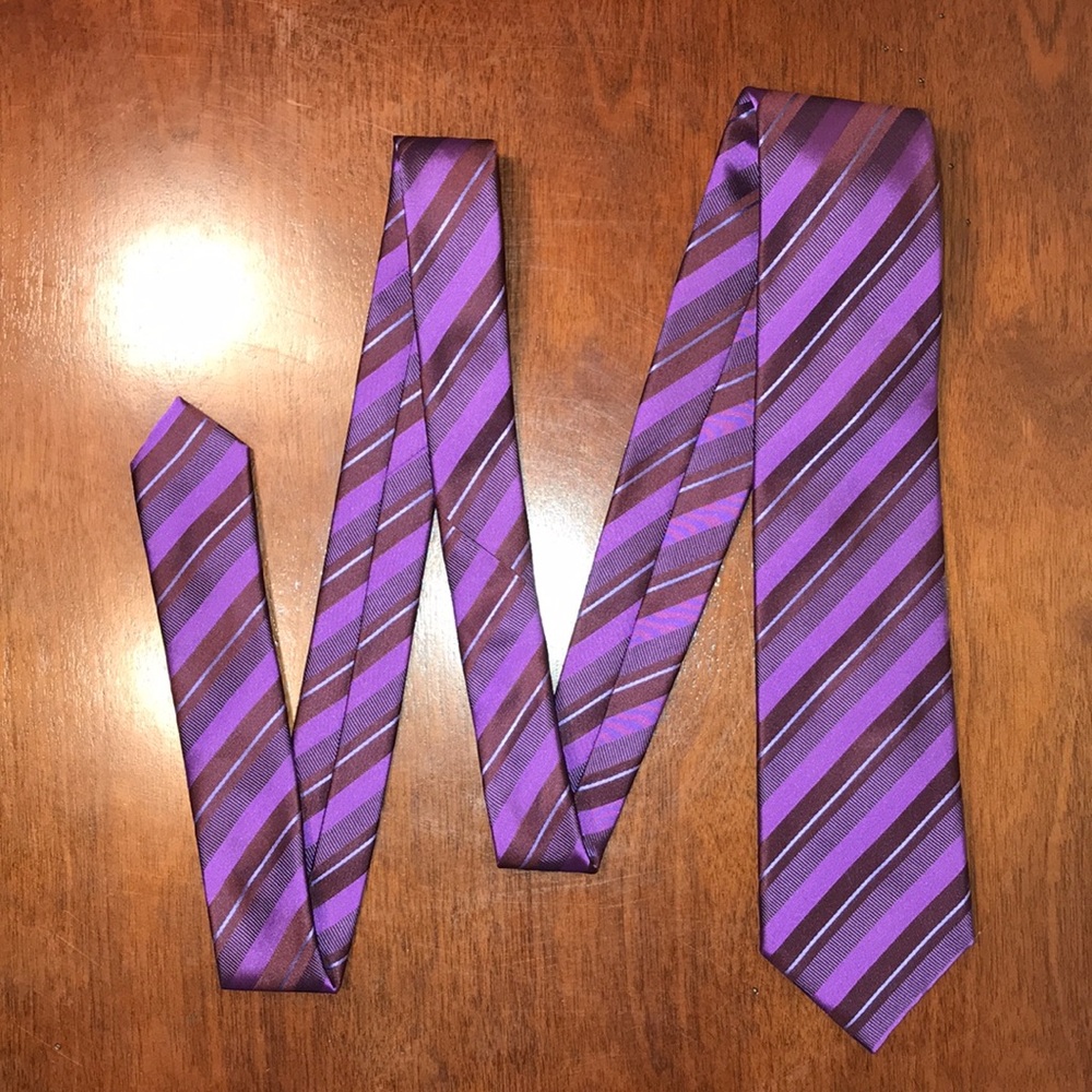 Boss by Hugo Boss 100% Silk Necktie, EUC!